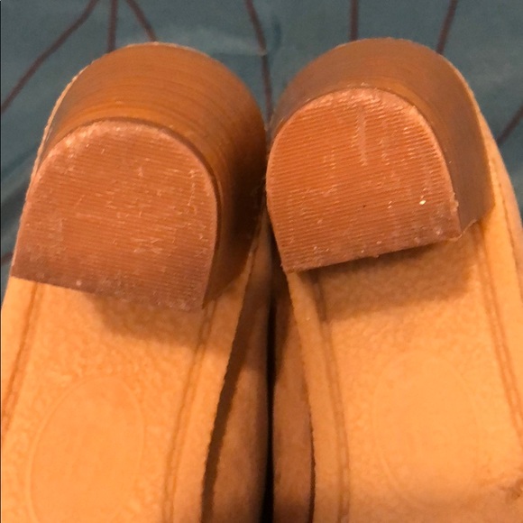 EUC American Eagle Outfitters Ankle Boots - Picture 6 of 8